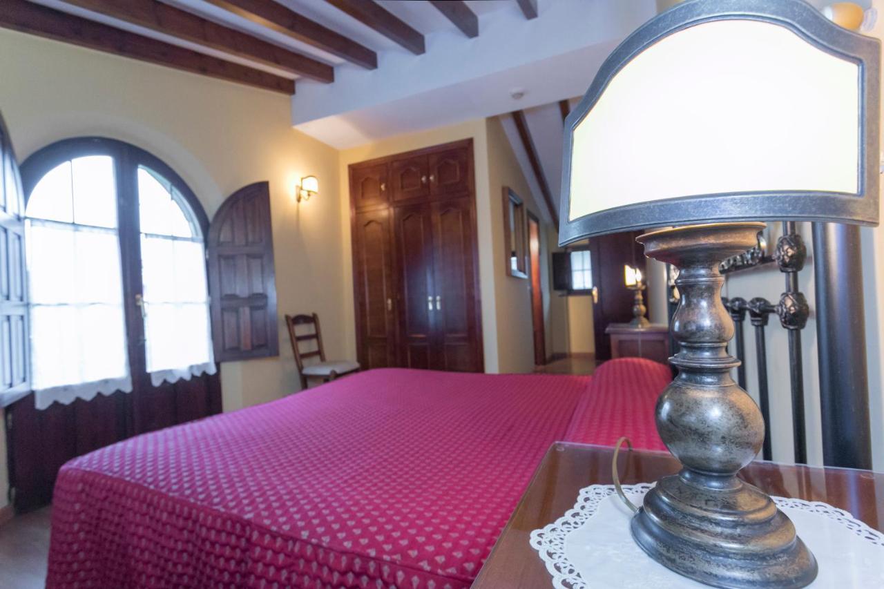 Posada De La Abadia - Adults Only Santillana del Mar Ngoại thất bức ảnh