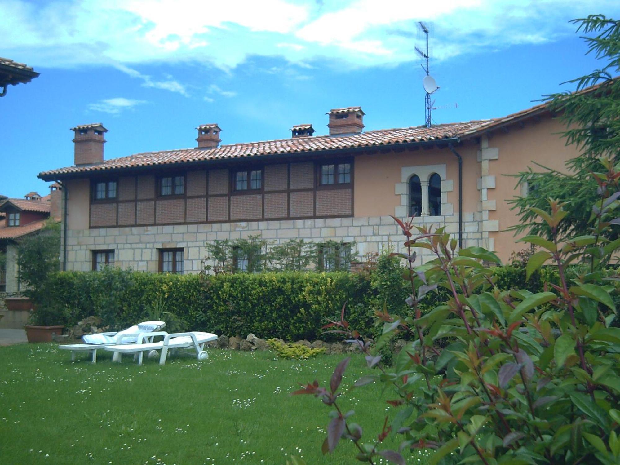 Posada De La Abadia - Adults Only Santillana del Mar Ngoại thất bức ảnh