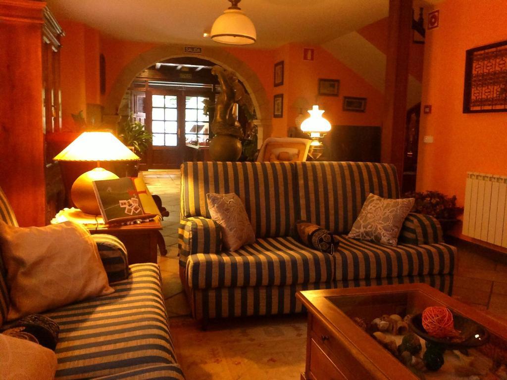 Posada De La Abadia - Adults Only Santillana del Mar Ngoại thất bức ảnh