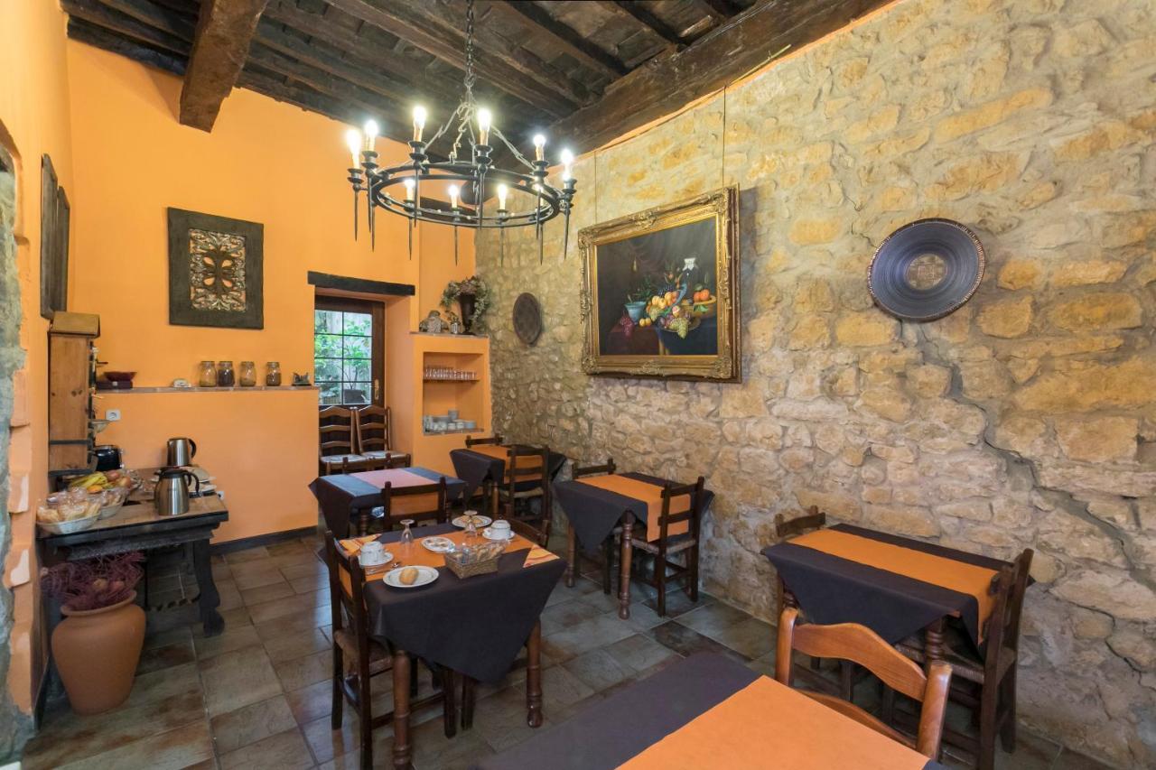 Posada De La Abadia - Adults Only Santillana del Mar Ngoại thất bức ảnh