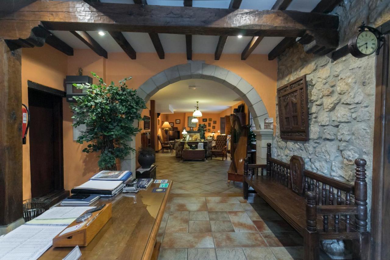 Posada De La Abadia - Adults Only Santillana del Mar Ngoại thất bức ảnh